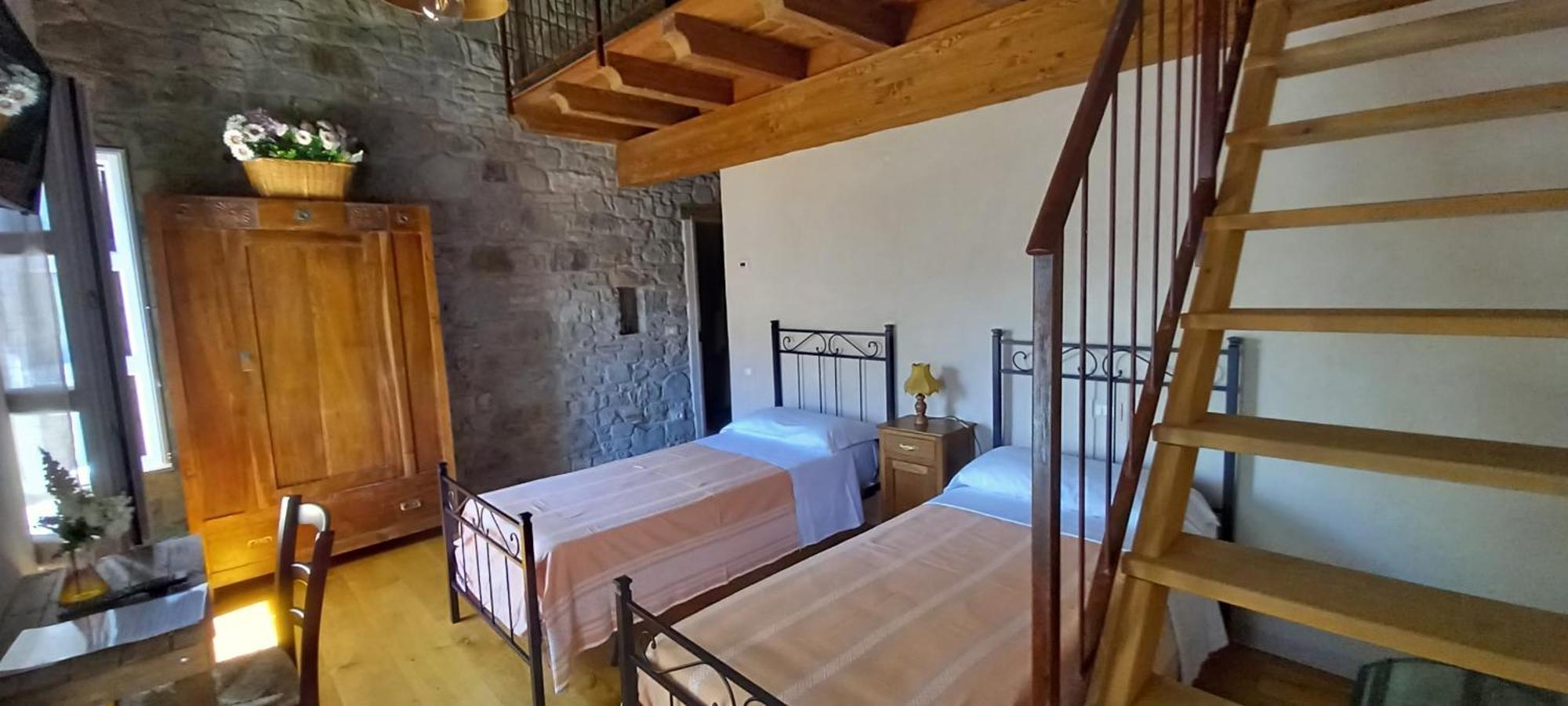 Hotel La Casa Di Lillia Castelnovo ne' Monti Exterior foto
